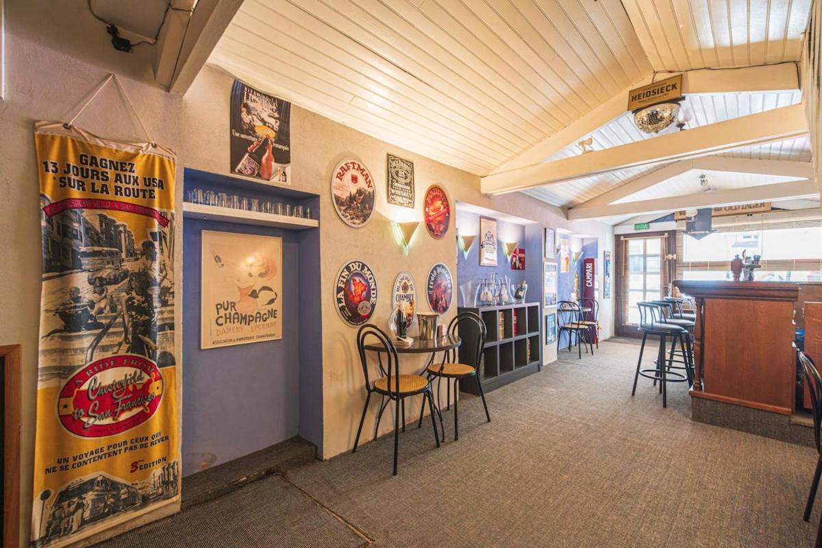 Bar A Bulles - Ancien Comptoir Transforme Villa Reims Exterior photo